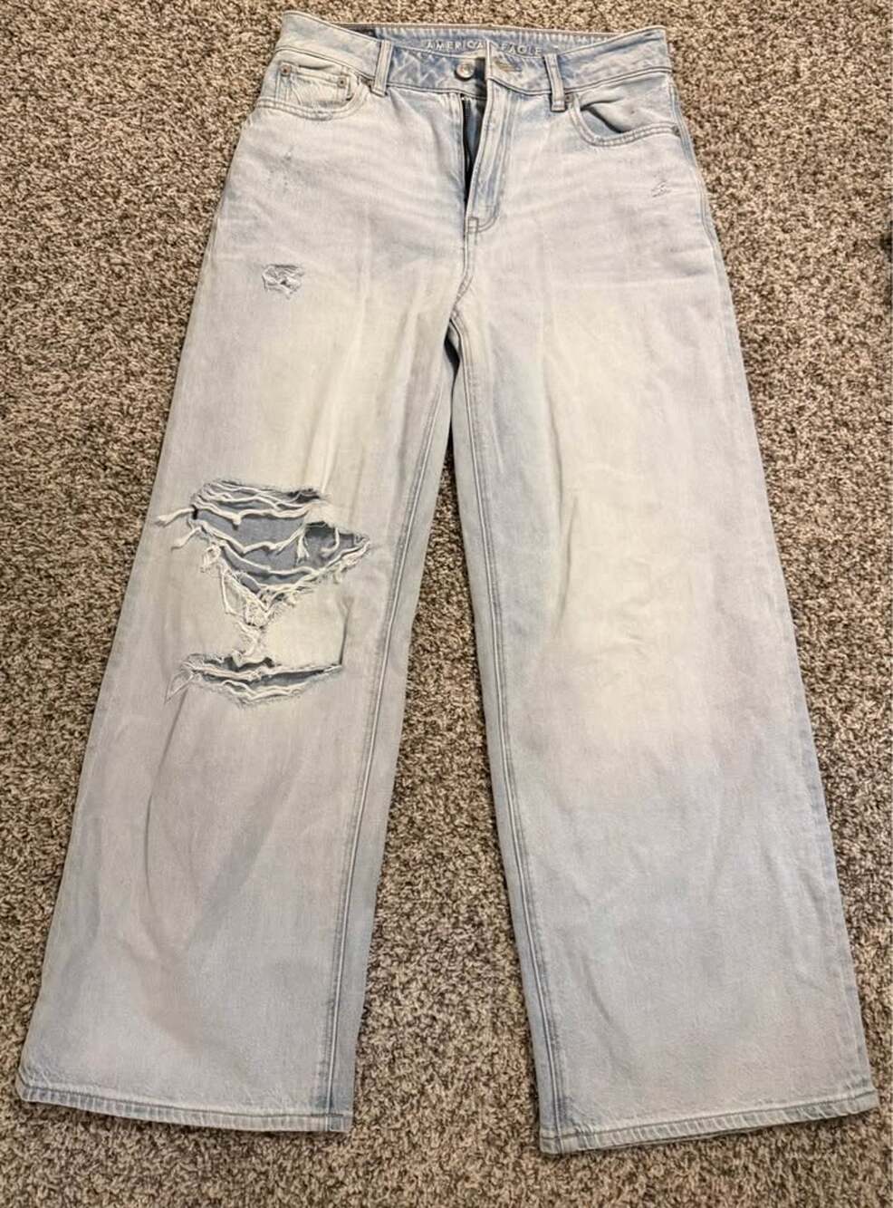 NEW American Eagle Super High-Rise Baggy Wide Leg Ankle Jeans 0